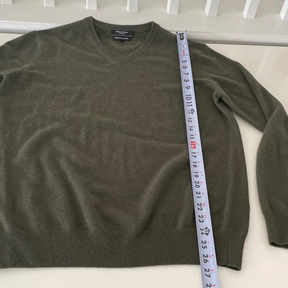 Mantovani Studio Men's Green V-Neck Italian Cashmere Sweater Large - Picture 4 of 7